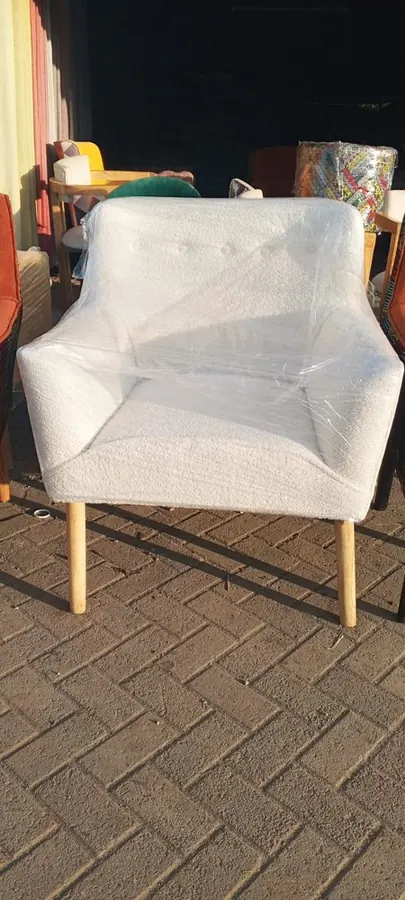 Ivory accent chair