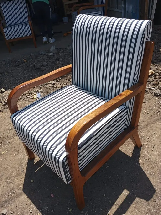 Timber-frame accent chair
